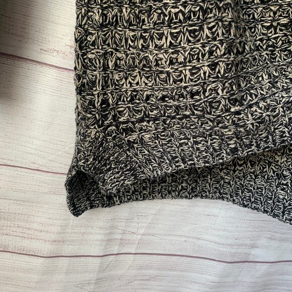 Ruby Moon Black and Cream Knit Weave Sweater Pullover Long Sleeve Size Small - Picture 12 of 12